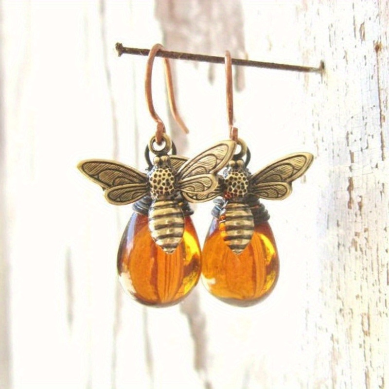 2pc fashion creative bohemian bee earrings jewelry animal jewelry earrings mens and womens earrings accessories birthday party anniversary gift christmas gift earrings for friends and lovers details 0