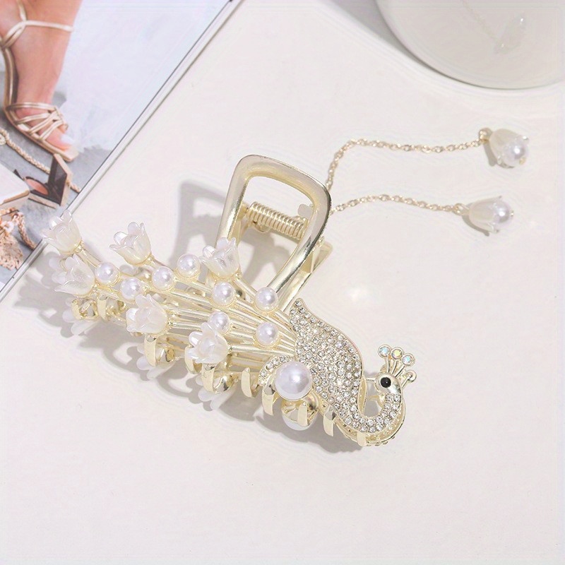 faux pearl rhinestone hair claw head jewelry butterfly shape shark claw exquisite hair accessories details 3