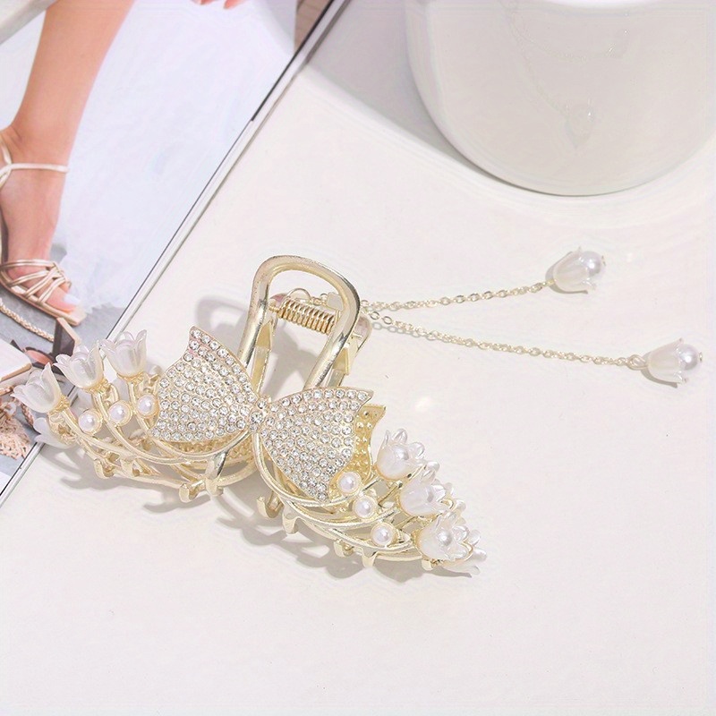 faux pearl rhinestone hair claw head jewelry butterfly shape shark claw exquisite hair accessories details 4