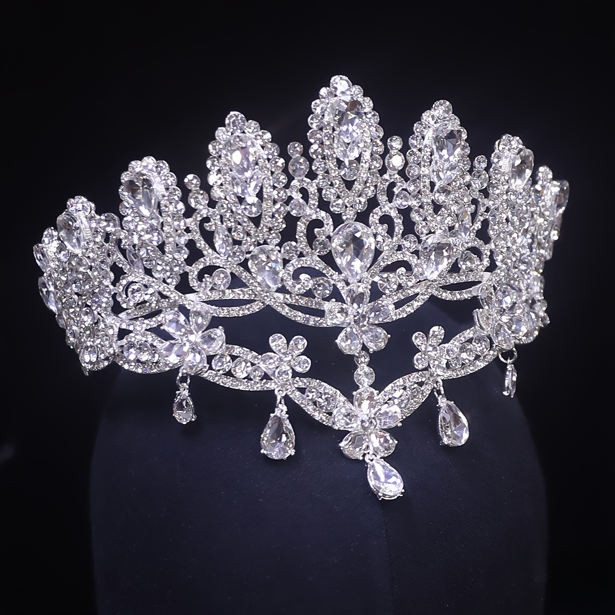 brides new crown korean light luxury atmosphere with eyebrow decoration high grade princess crown studio photography hair accessories details 0